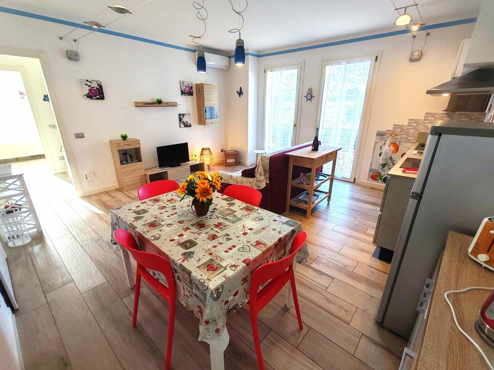 Butterfly Apt In Suna With Garage แวร์บาเนีย ภายนอก รูปภาพ