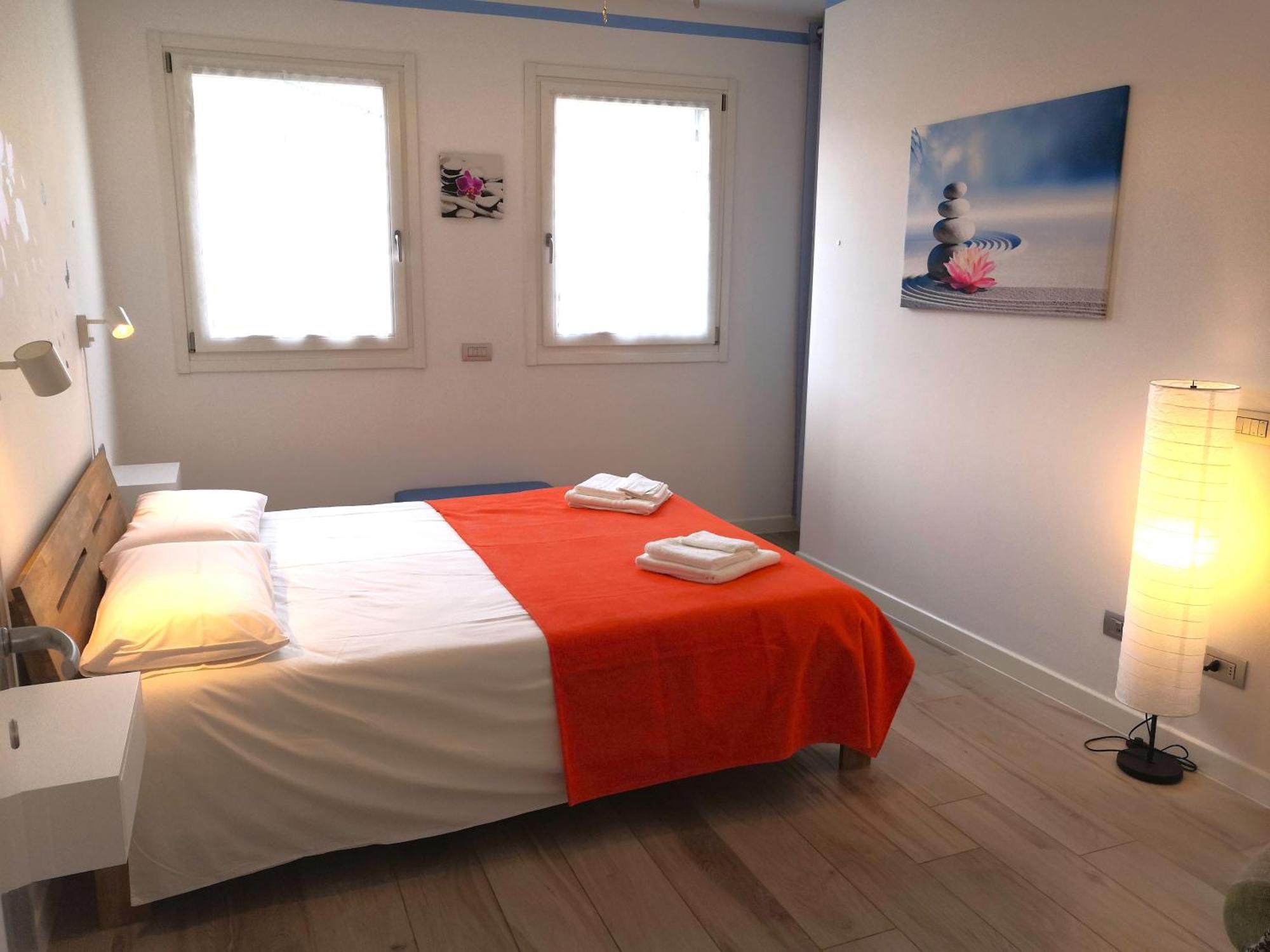 Butterfly Apt In Suna With Garage แวร์บาเนีย ภายนอก รูปภาพ