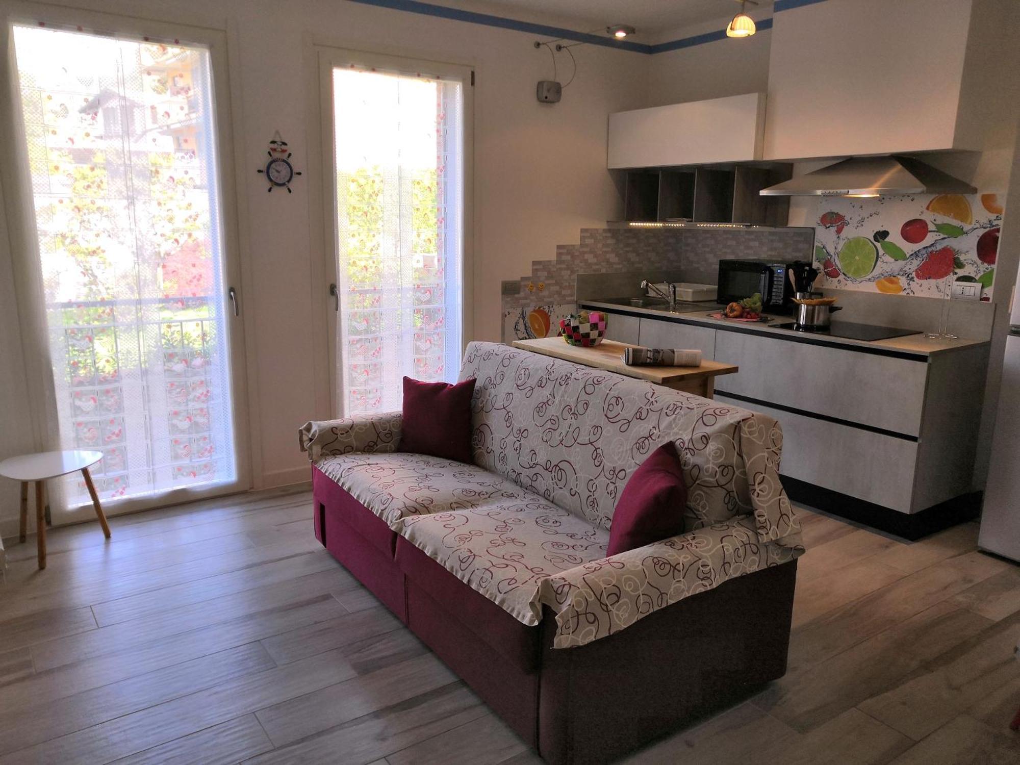 Butterfly Apt In Suna With Garage แวร์บาเนีย ภายนอก รูปภาพ