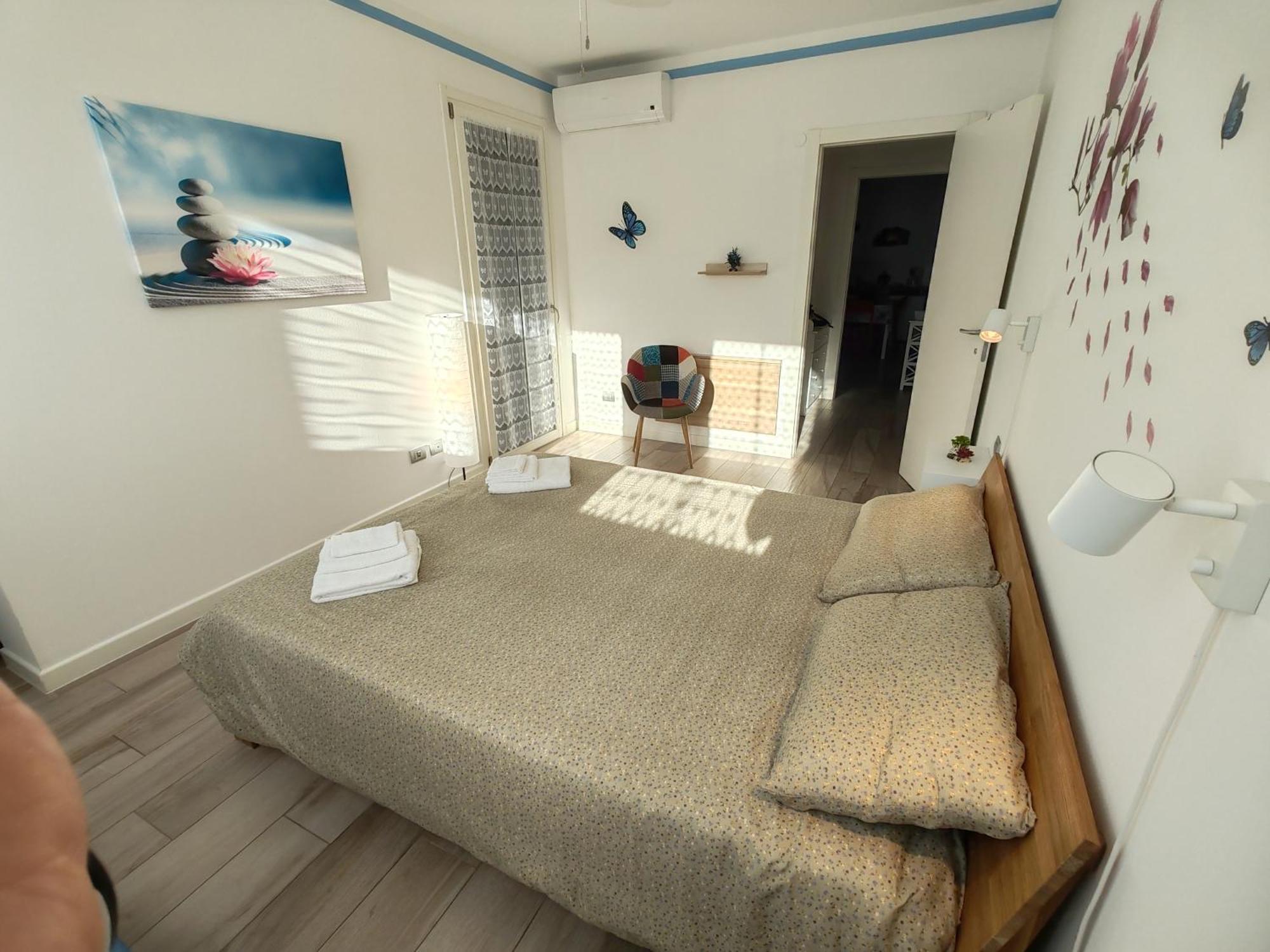 Butterfly Apt In Suna With Garage แวร์บาเนีย ภายนอก รูปภาพ