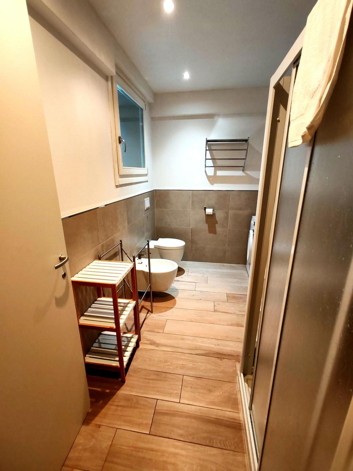 Butterfly Apt In Suna With Garage แวร์บาเนีย ภายนอก รูปภาพ