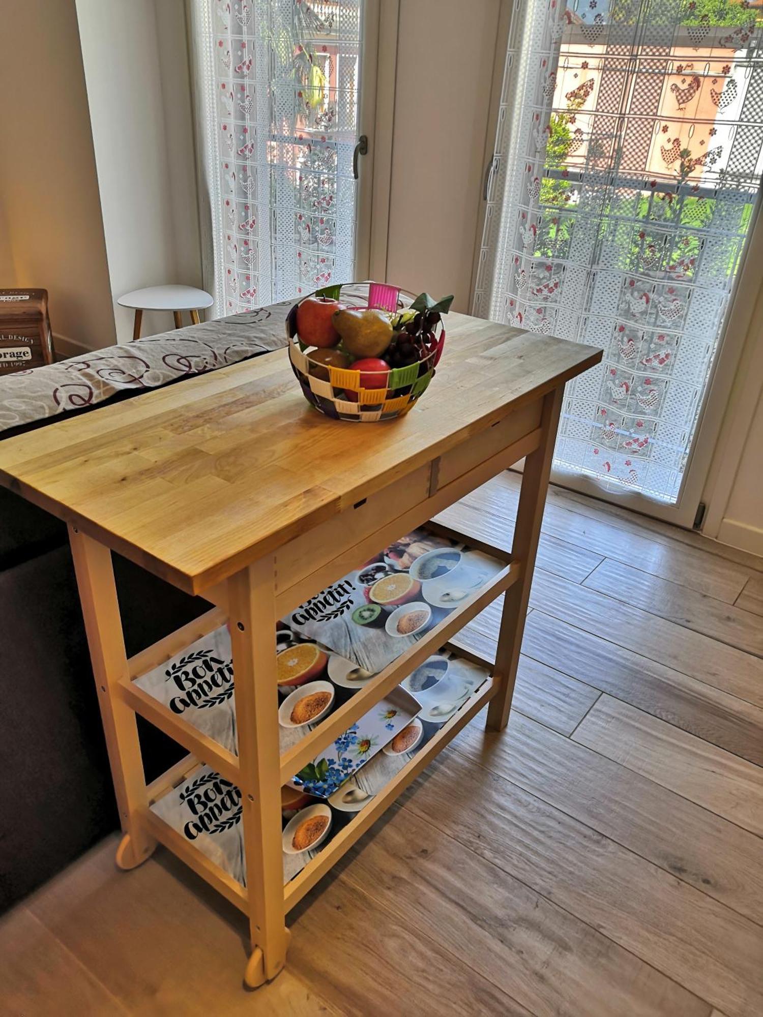 Butterfly Apt In Suna With Garage แวร์บาเนีย ภายนอก รูปภาพ